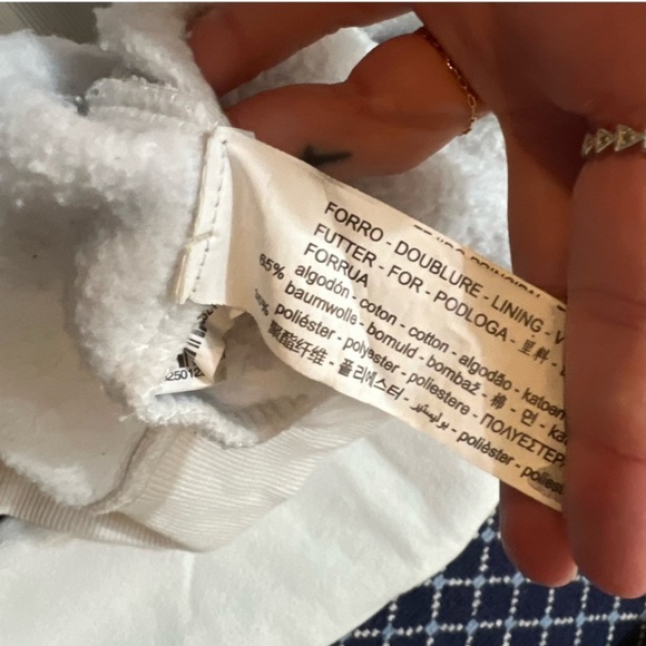 Zara Sweatshirts - Picture 12 of 13